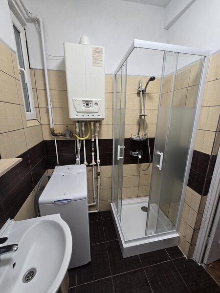 Centrul vechi, Parcul Cismigiu, str. Brezoianu,